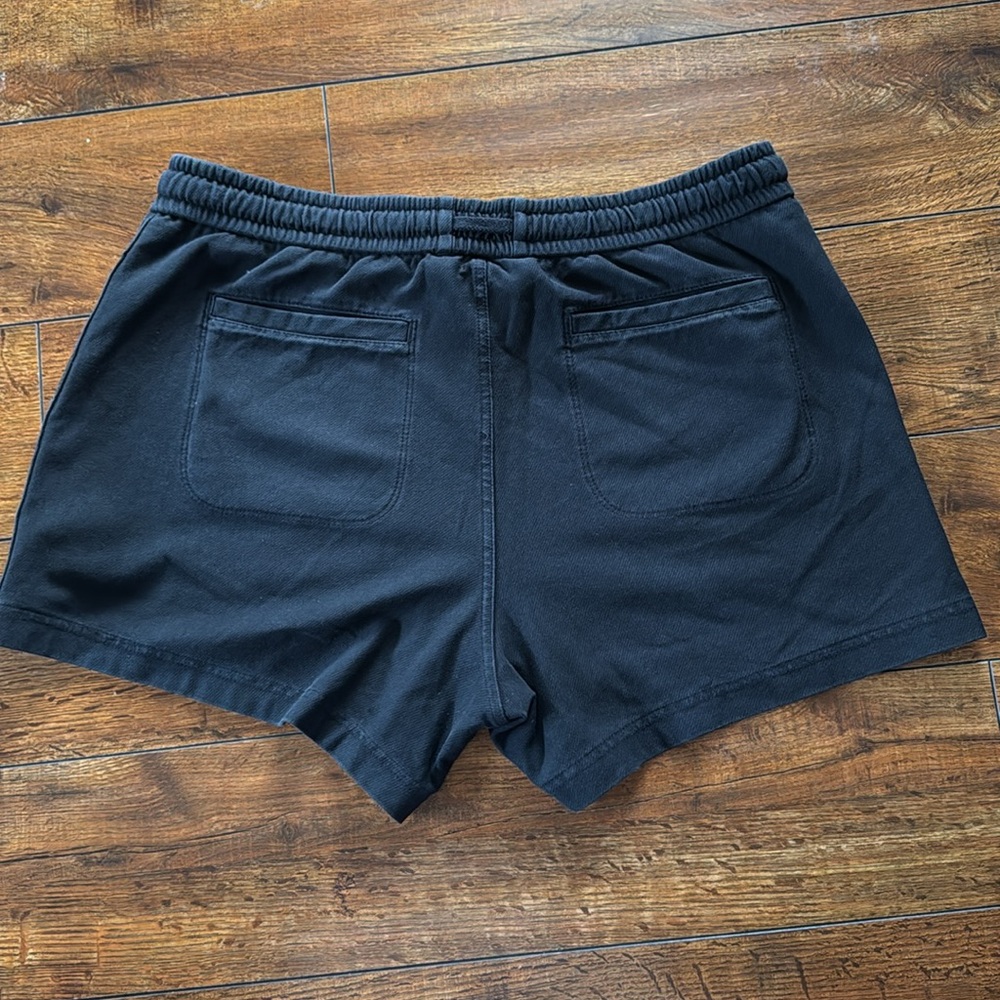 Athleta Women's Black Casual Shorts - Picture 4 of 4